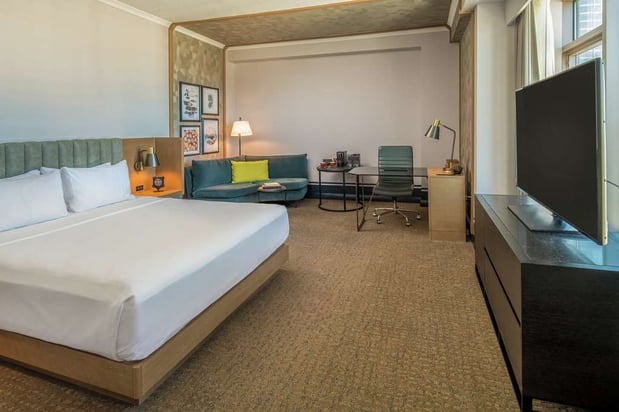 Images The Duniway Portland, a Hilton Hotel