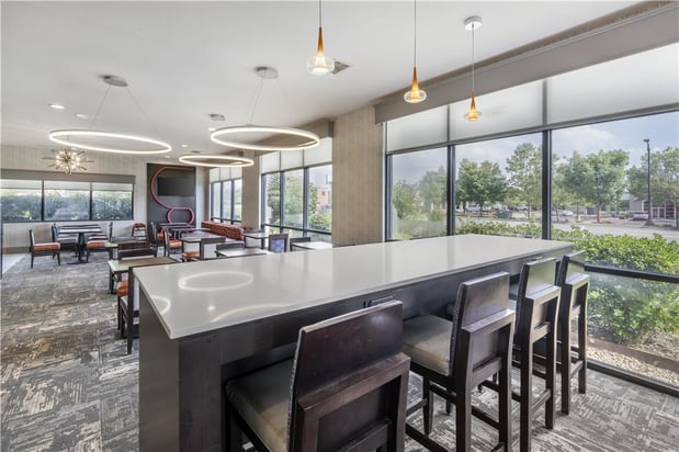 Images Best Western Plus Castlerock Inn & Suites