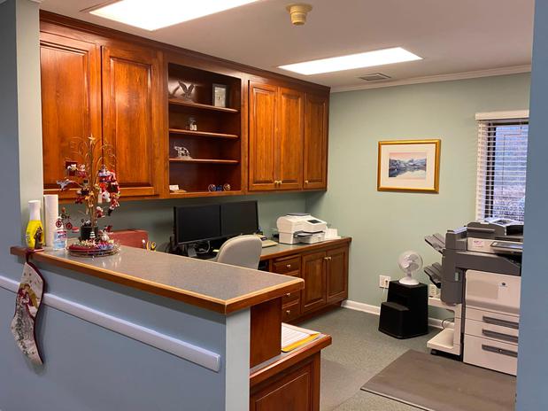 Images Collins/Moody & Company, PC, CPAs