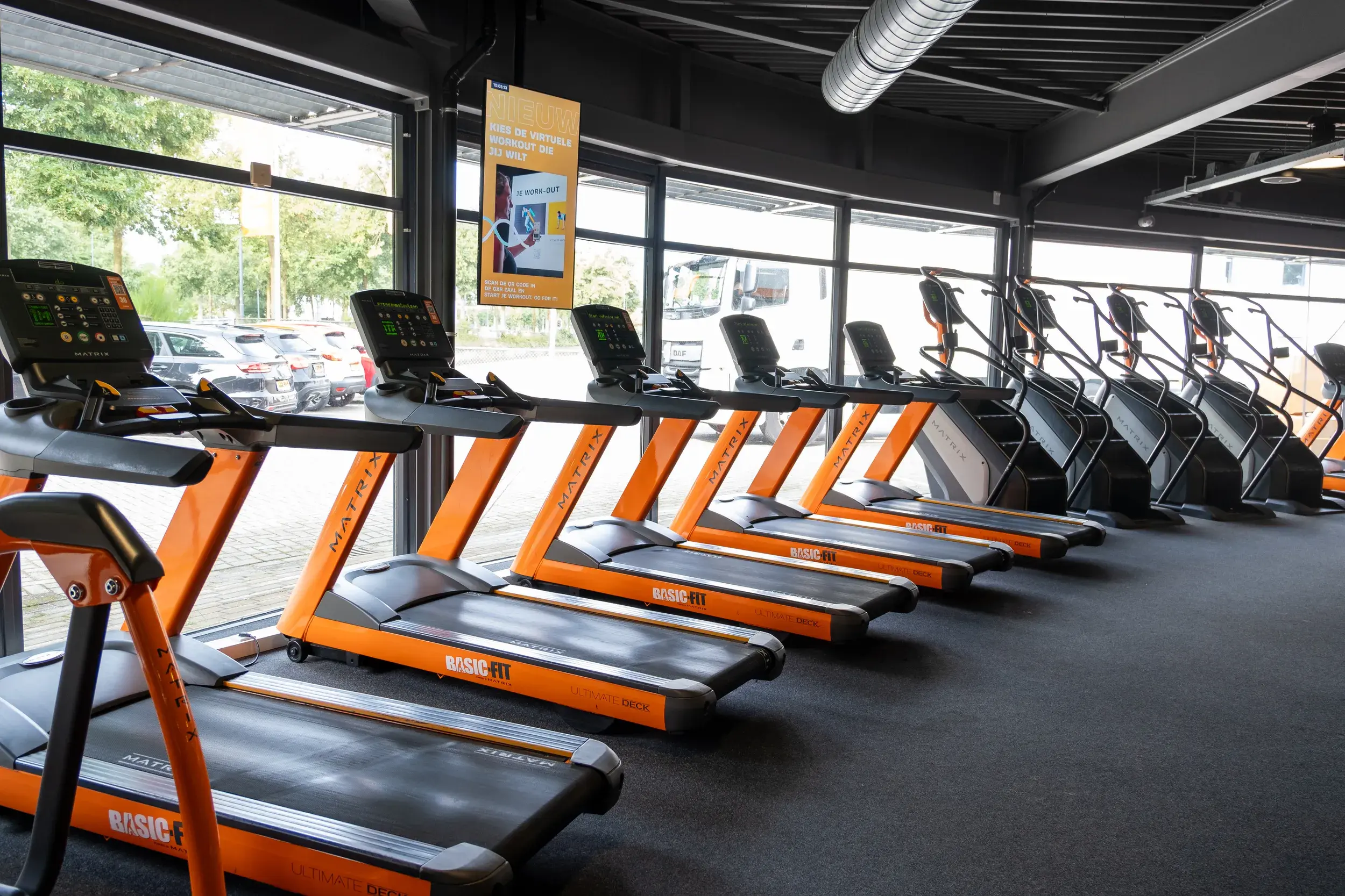 Foto's Basic-Fit 24/7