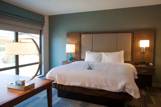 Images Hampton Inn & Suites Downtown St. Paul