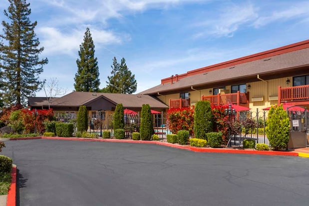 Images Best Western Plus Placerville Inn