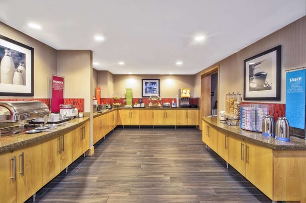 Images Hampton Inn & Suites Madison-West