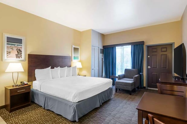 Images Best Western Naples Plaza Hotel