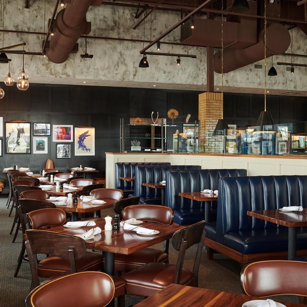 Images Burtons Grill & Bar