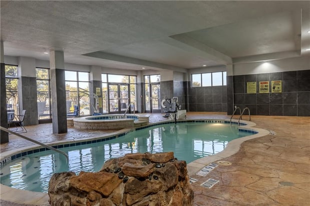 Images DoubleTree by Hilton Fort Worth Fossil Creek