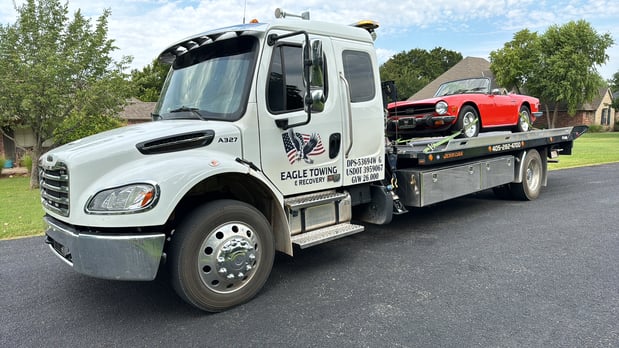 Images Eagle Towing & Recovery