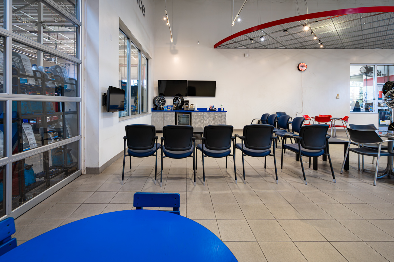 Tire Discounters TD Performance | Tires, Wheels, Services, Fluids, & more