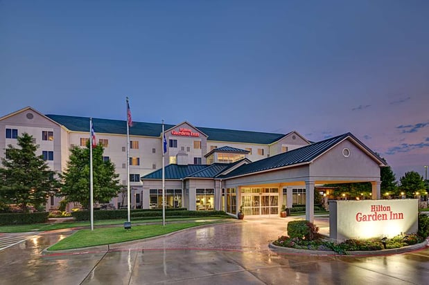 Images Hilton Garden Inn DFW Airport South