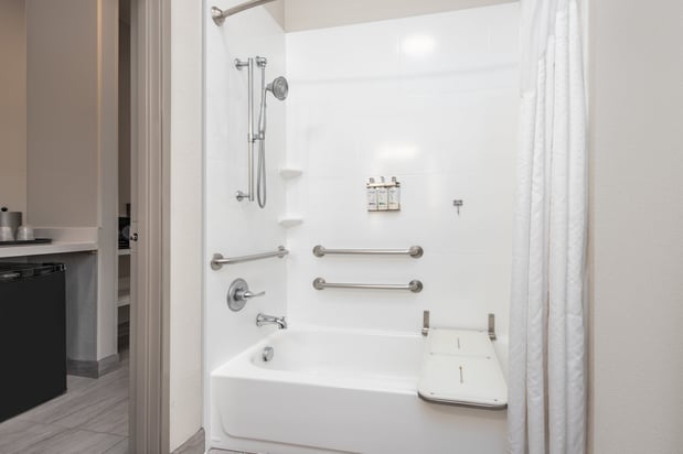 Images Holiday Inn Express & Suites Dallas W - I-30 Cockrell Hill by IHG