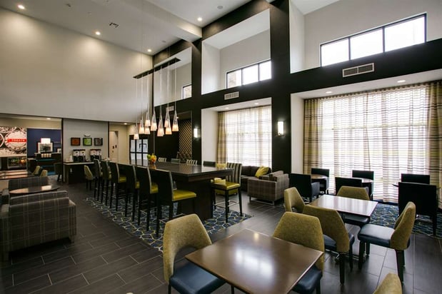 Images Hampton Inn & Suites Dallas/Ft. Worth Airport South