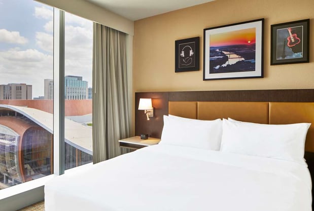Images Embassy Suites by Hilton Nashville Downtown