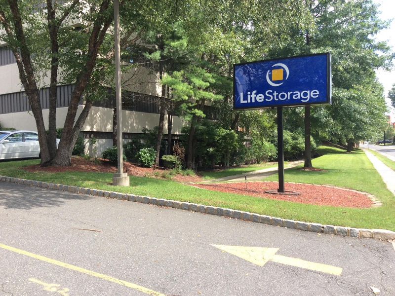Images Life Storage - Fair Lawn