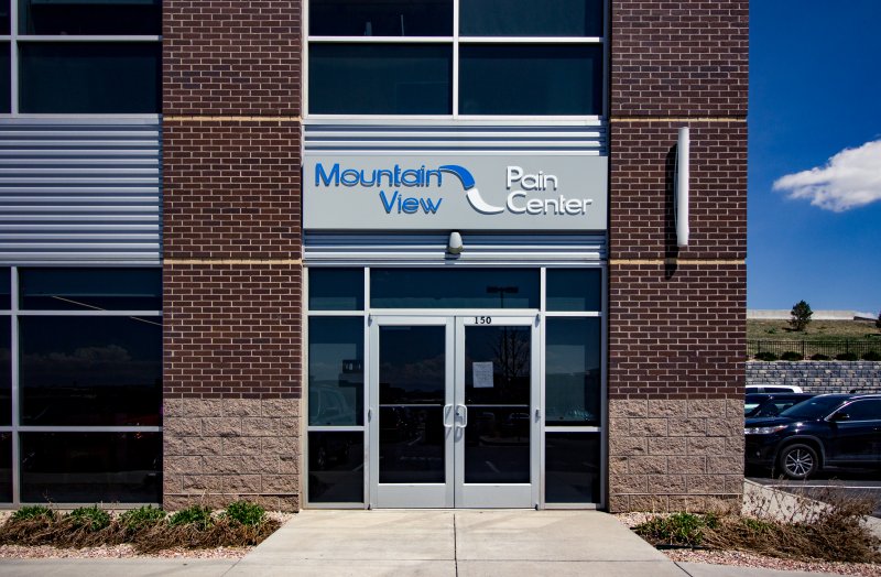 Mountain View Pain Center South Aurora Front Door