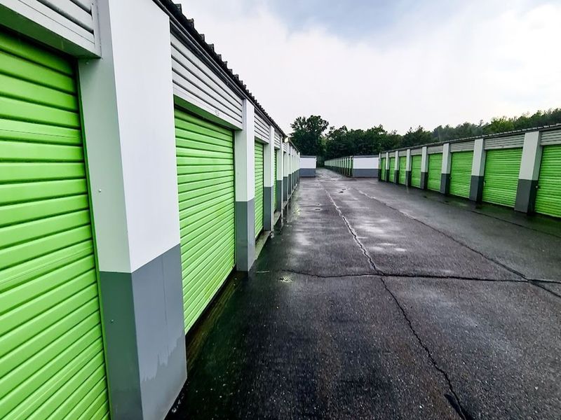 Images Extra Space Storage