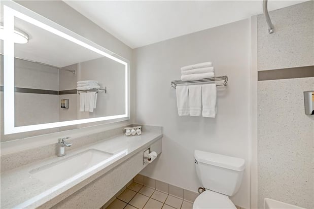 Images Best Western Plus Twin View Inn & Suites