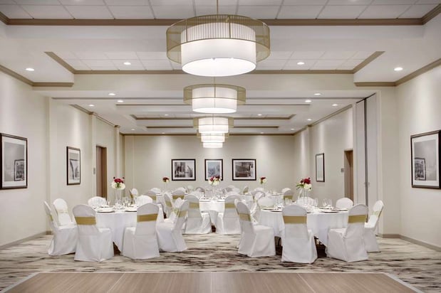 Images DoubleTree by Hilton Chicago Midway Airport