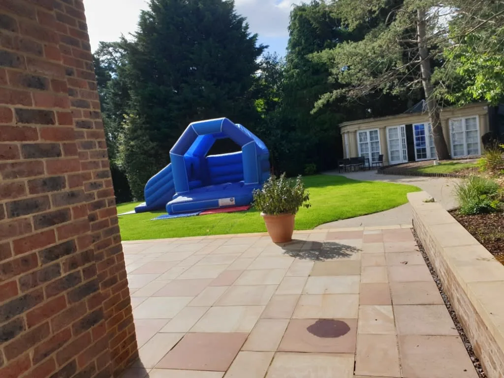 Images Top Banana Bouncy Castles