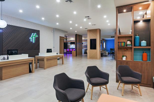 Images Holiday Inn & Suites McKinney - N Allen by IHG