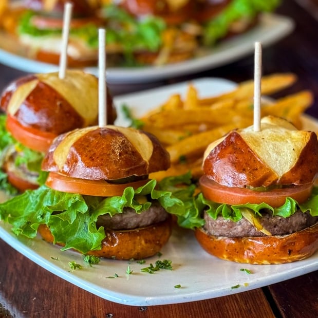 Images Revel Patio Grill