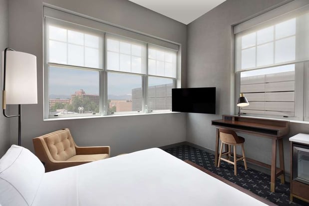 Images The Slate Hotel Denver Downtown, Tapestry by Hilton