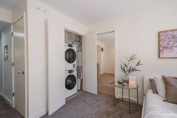 Images Up House Apartments