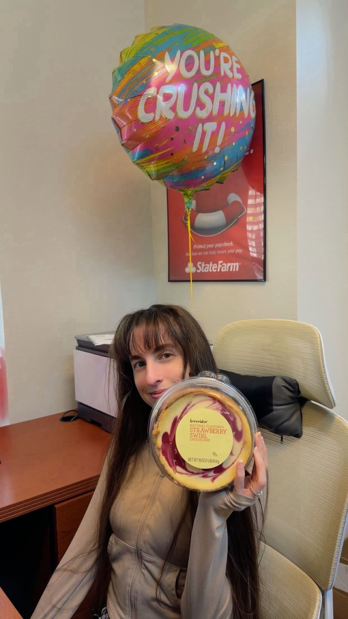 Happy 1-year anniversary to our amazing Tami! We are so grateful for everything that you do for our customers. We wish you continued success for years to come!
