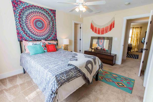 Images The Cottages at Lake Tamaha - Student Housing