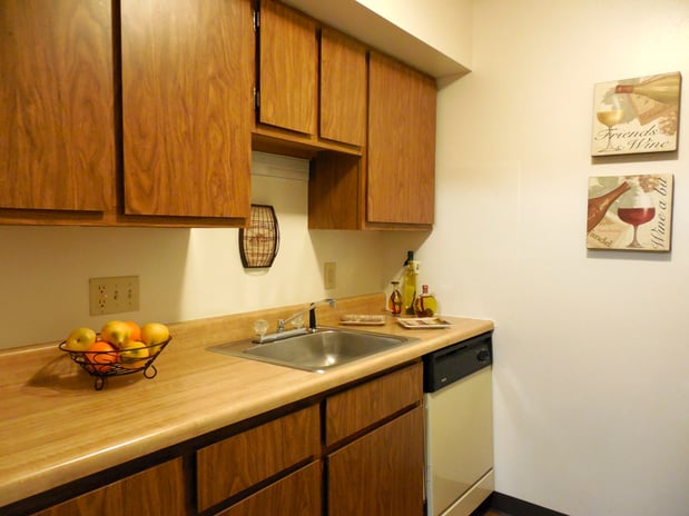 Images Suson Pines Apartments