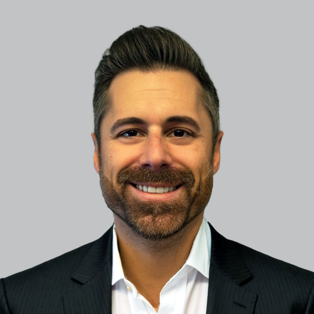 Dom Costantini headshot