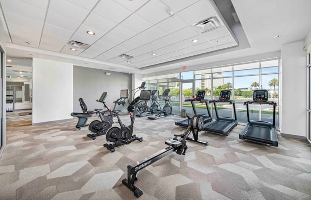 Images MAA 220 Riverside