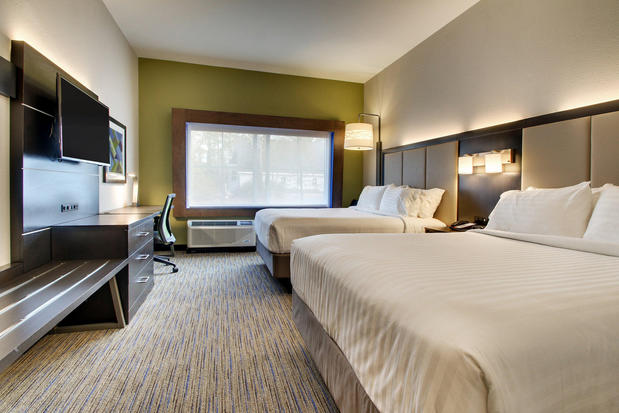 Images Holiday Inn Express & Suites Summerville by IHG