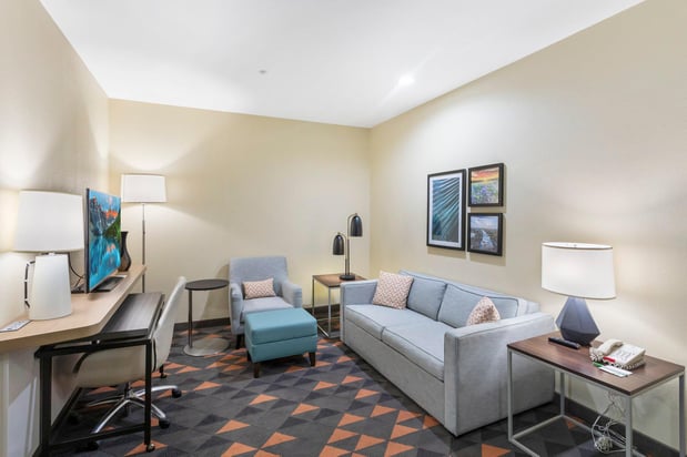 Images Holiday Inn & Suites Waco Northwest by IHG