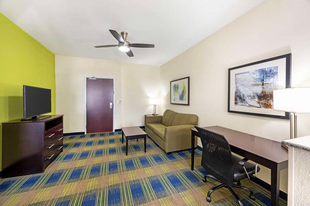 Images Best Western Plus Pratt