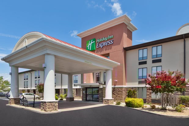 Images Holiday Inn Express Waldorf by IHG
