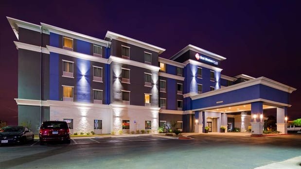 Images Best Western Plus Laredo Inn & Suites