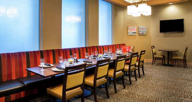 Images DoubleTree by Hilton Hotel Portland