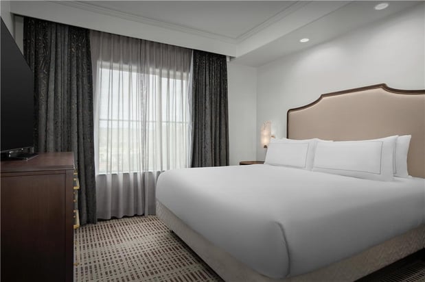 Images Bellasera Hotel & Suites Paso Robles, Tapestry by Hilton