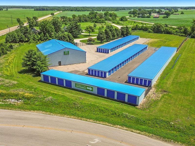 Security Screens - Storage Express at 17939 Harrison Street Rd, Charleston, IL 61920