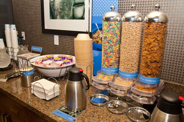 Images Hampton Inn & Suites Salinas