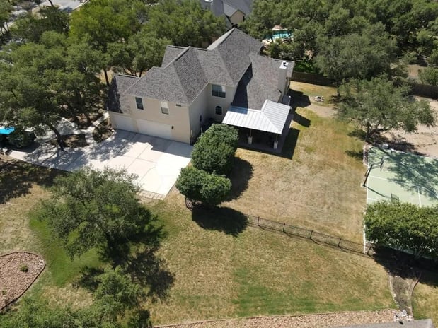 Images Raze Roofing LLC