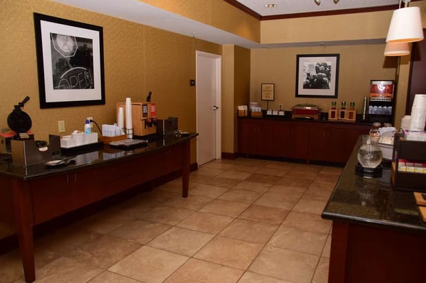 Images Hampton Inn Indiana