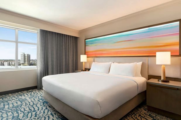 Images Embassy Suites by Hilton Tampa Downtown Convention Center