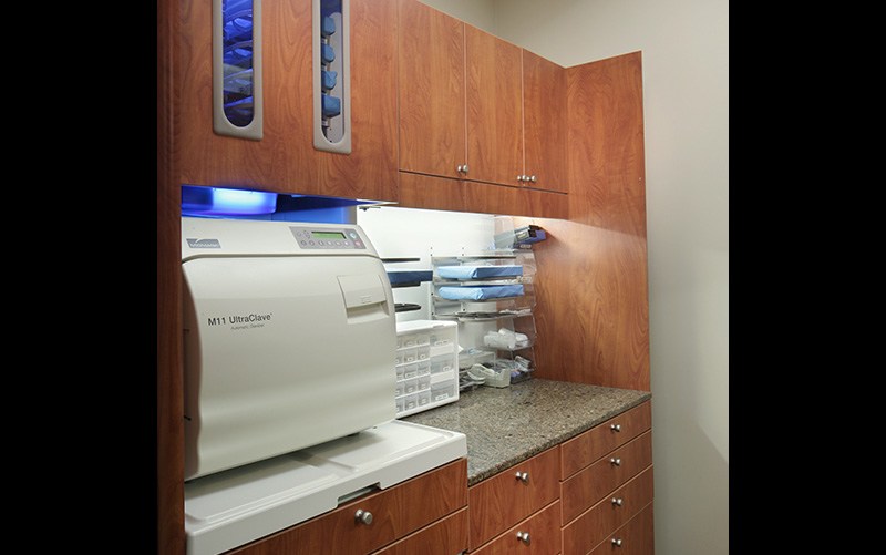 Images Peak Dental Care: Scott G. Lindsay, DMD