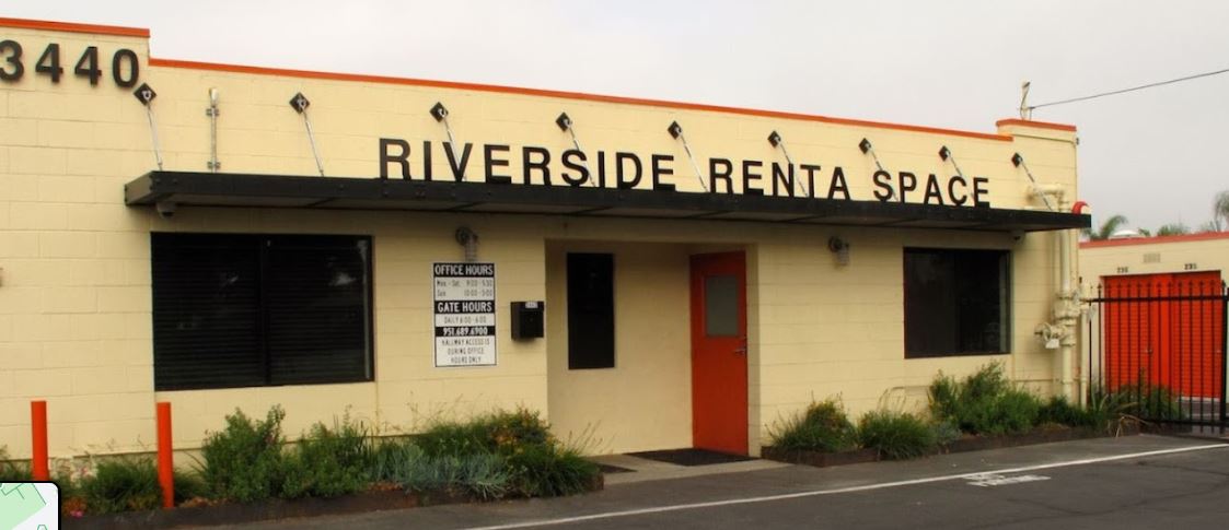 Riverside Renta Space Photo