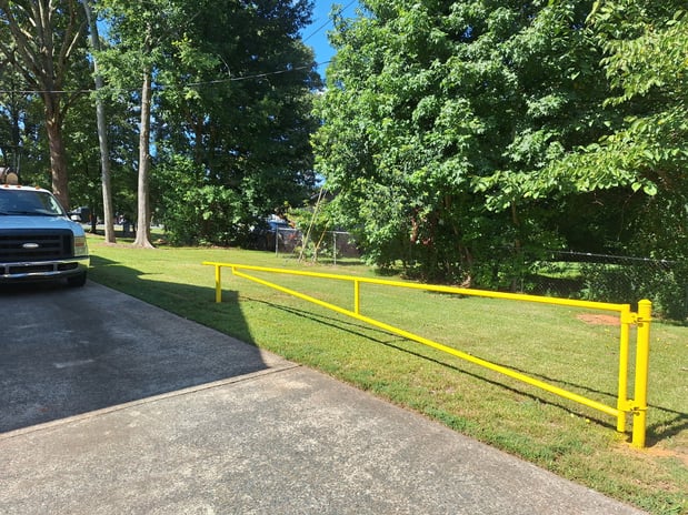 Images B Line Fencing & Services