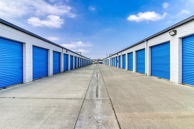 Images SmartStop Self Storage