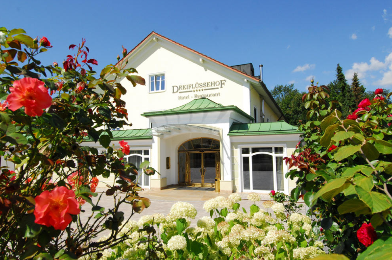 Bilder Hotel Restaurant Dreiflüssehof