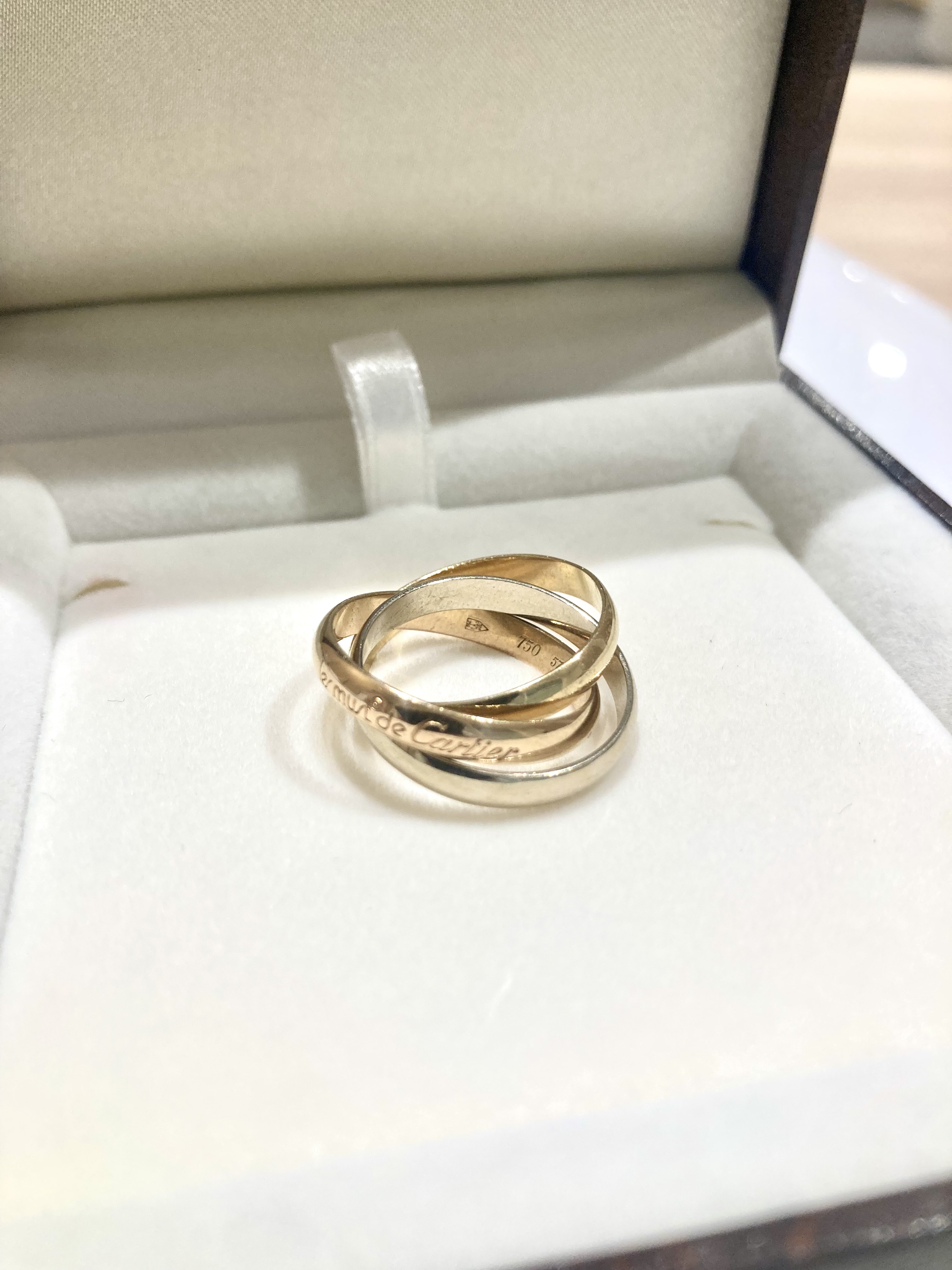 Images KOMEHYO（コメ兵）買取センター大丸須磨