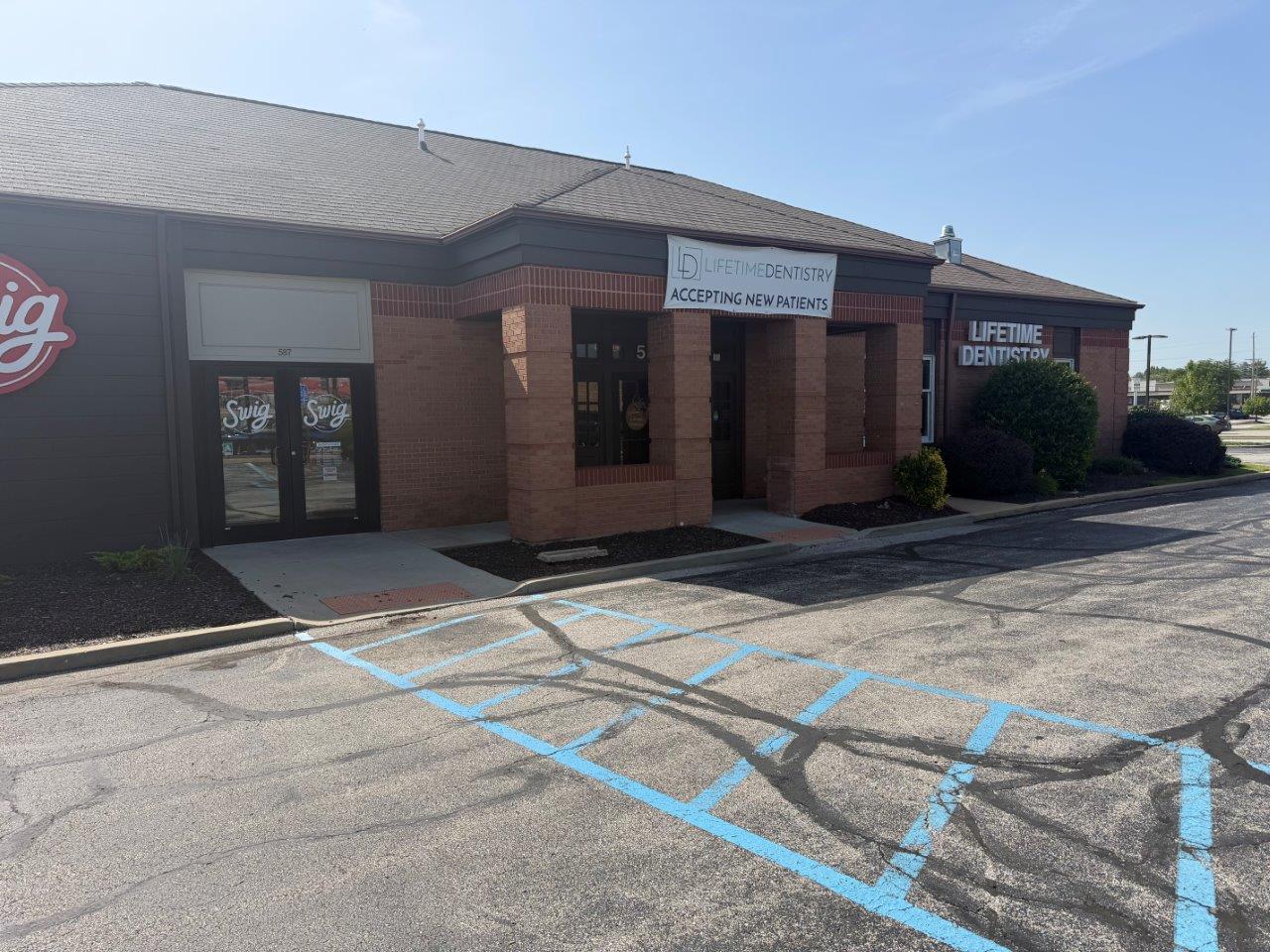 Front of office, Lifetime Dentistry. Dentist in St Peters, MO. 